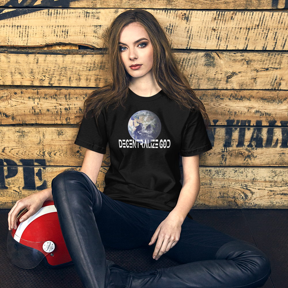 decentralize god t-shirt