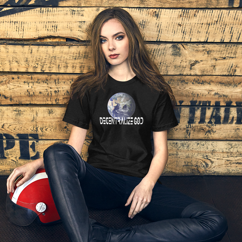 decentralize god t-shirt