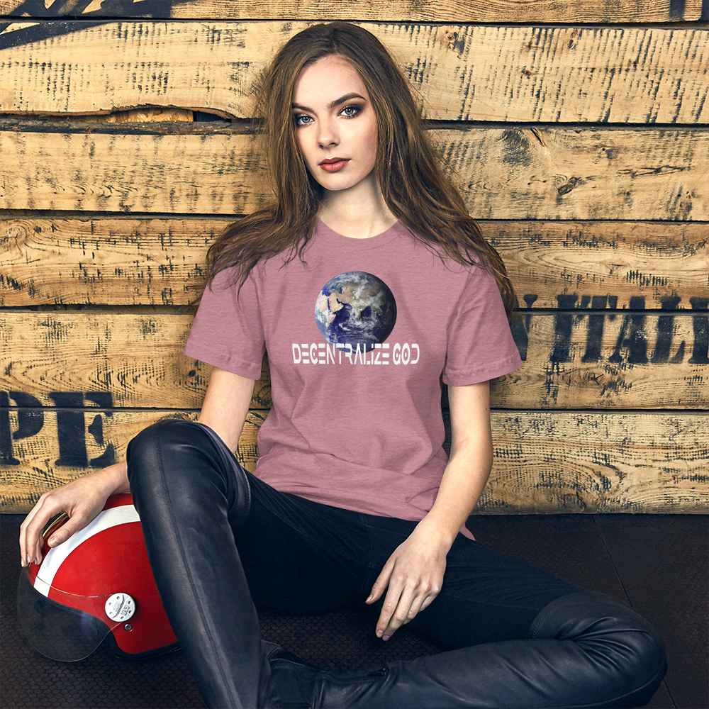 decentralize god t-shirt