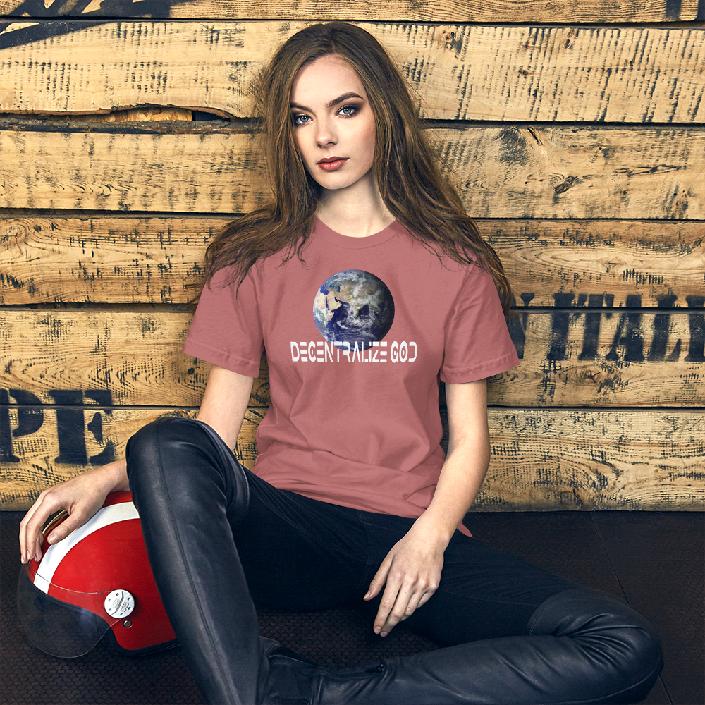 decentralize god t-shirt